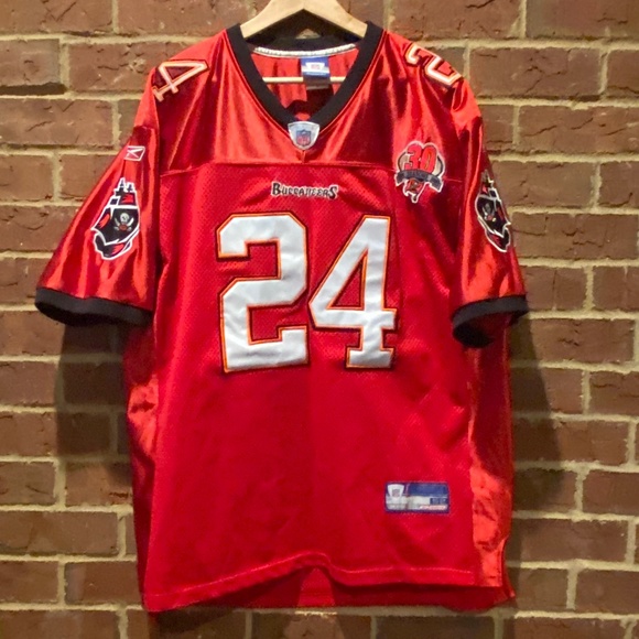 Cadillac Williams #24 Buccaneers Super Bowl Champ (52) stitched On Field Reebok - Picture 1 of 16